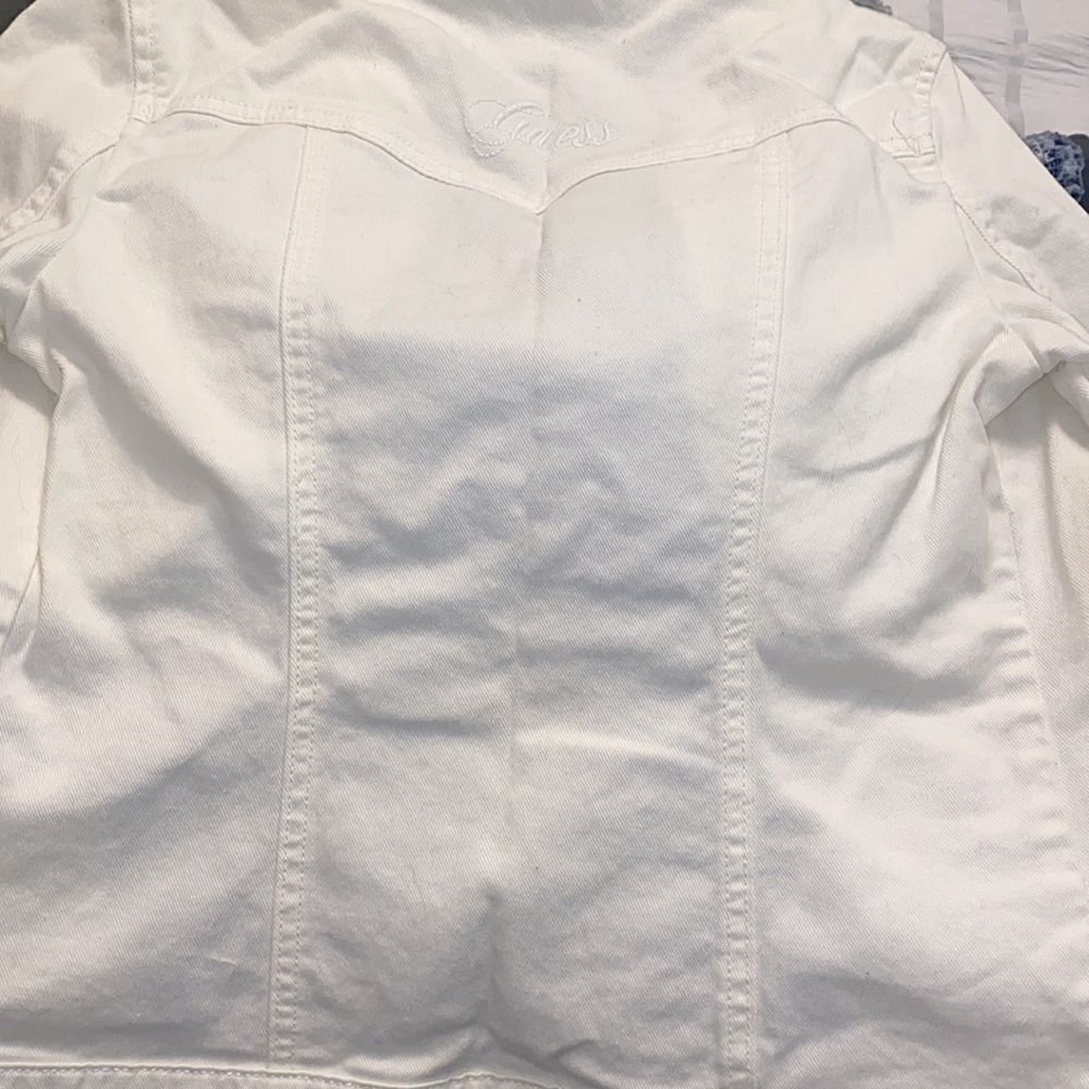 ✨2xHP✨Guess White Denim Jacket✨ - Picture 8 of 8